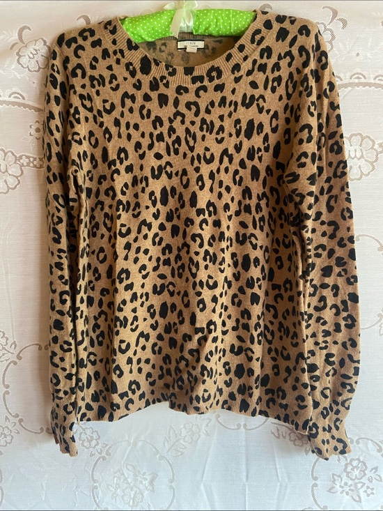 J. Crew Sweaters - J. Crew 100% Cashmere Leopard Print Crewneck Sweater Like New M